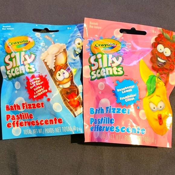 2 Scented Bath Fizz NWOT - Picture 1 of 1